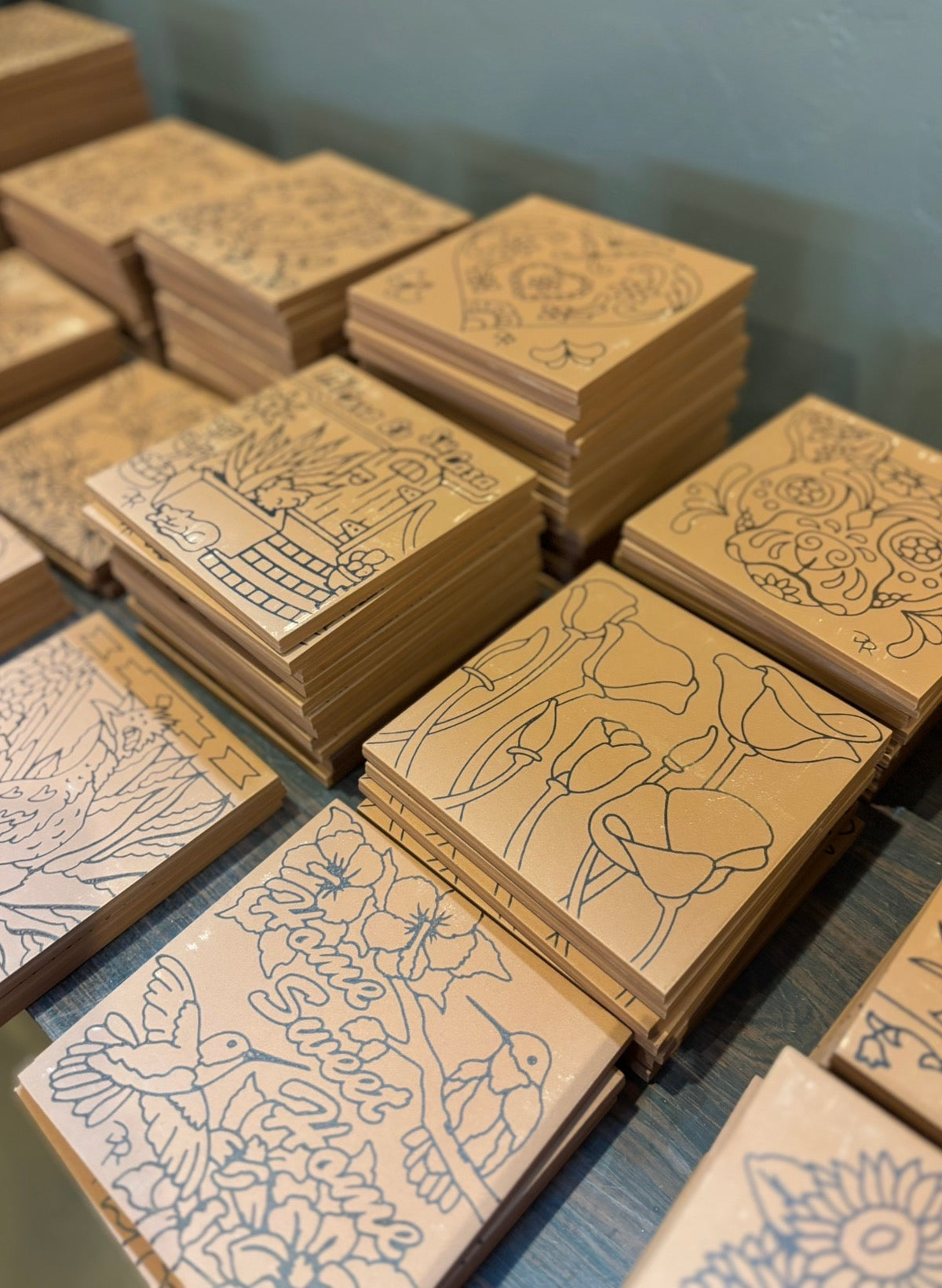 9/15 10am: Glaze a 6” Art Tile - Farmhouse Pig Tile or Choose another design